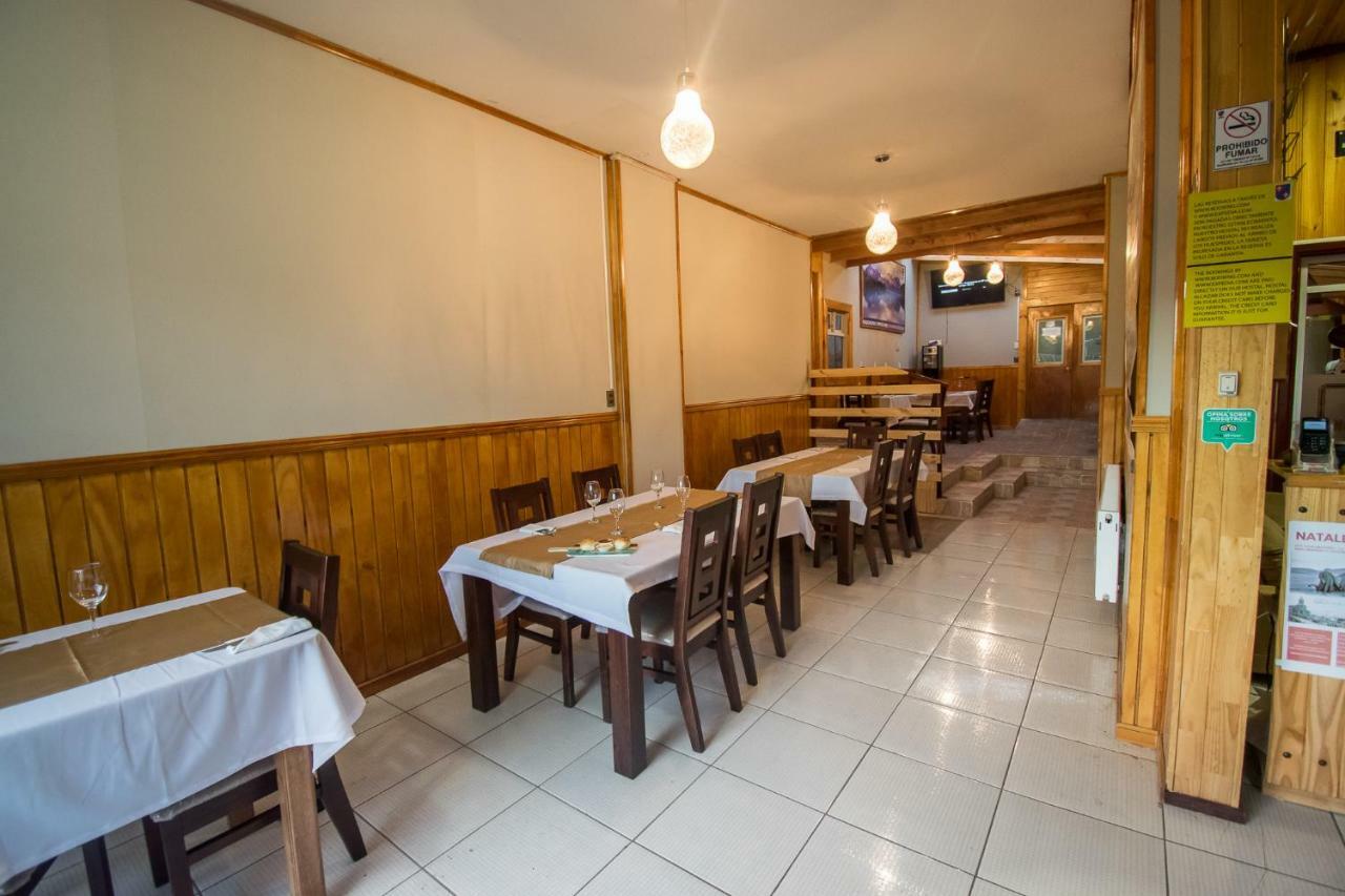 Hostal Alcazar Puerto Natales Exterior photo